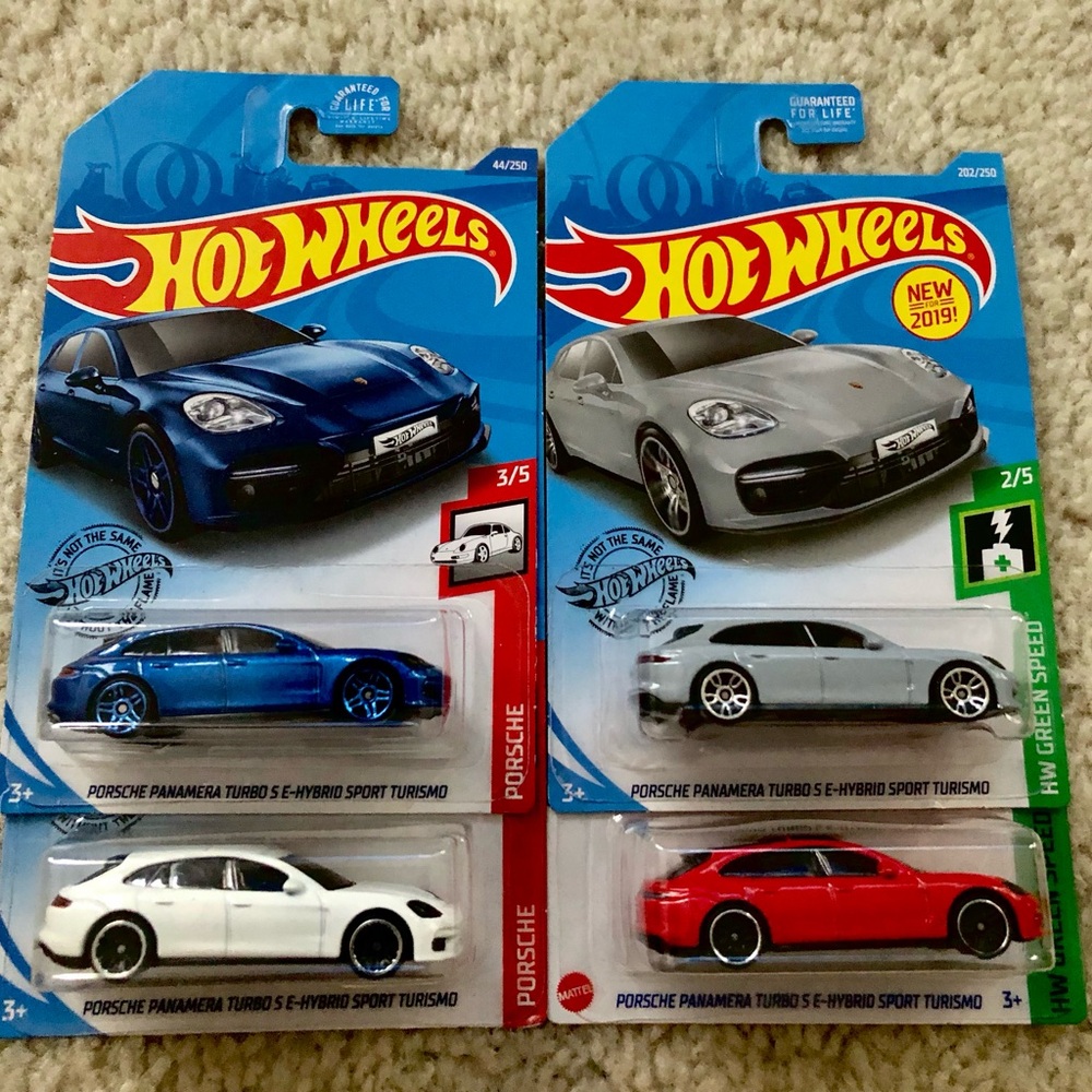Mattel Hot Wheels Porsche Panamera Set - Blue, Silver, Red